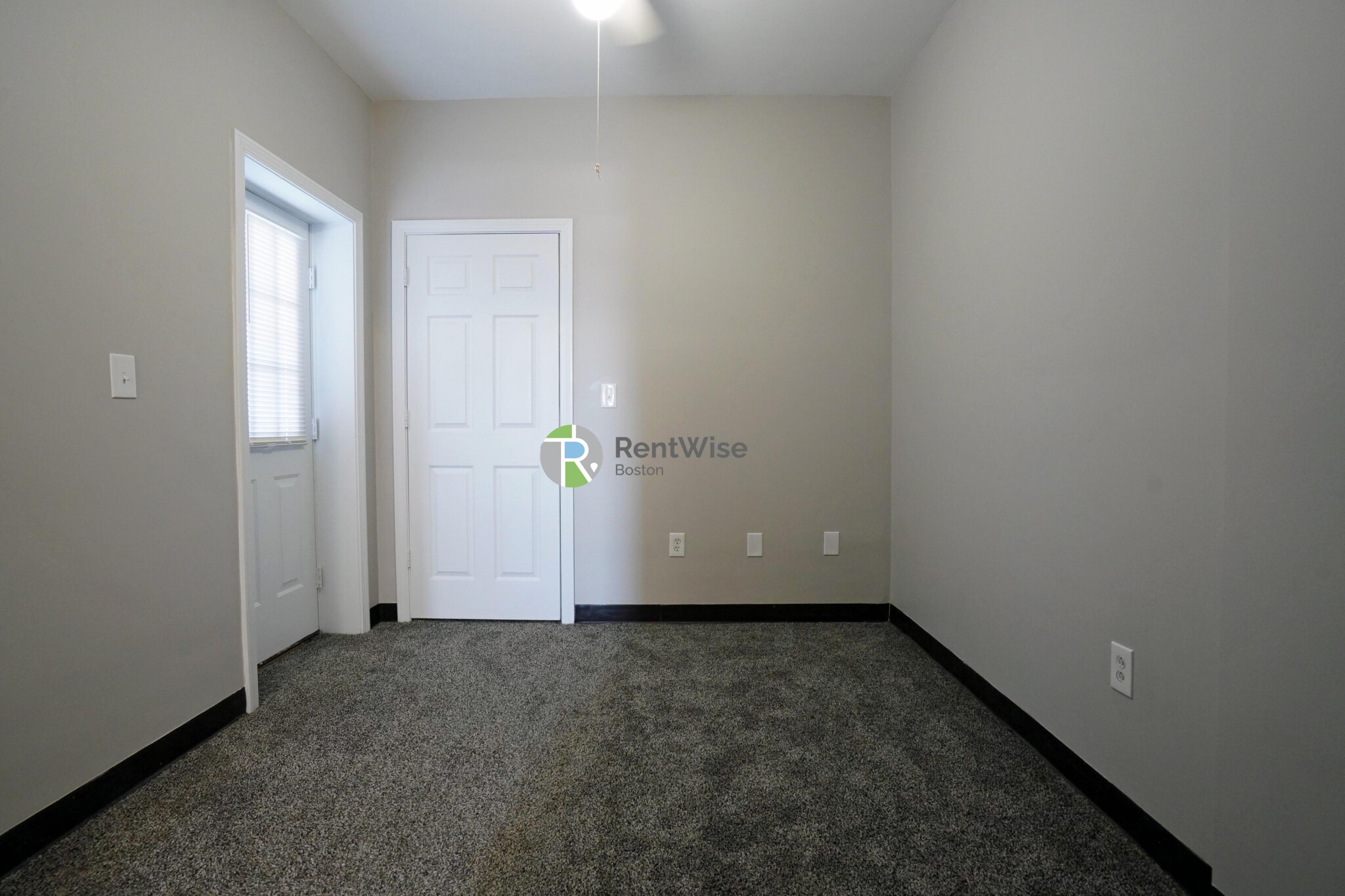 365 Washington St, Brighton