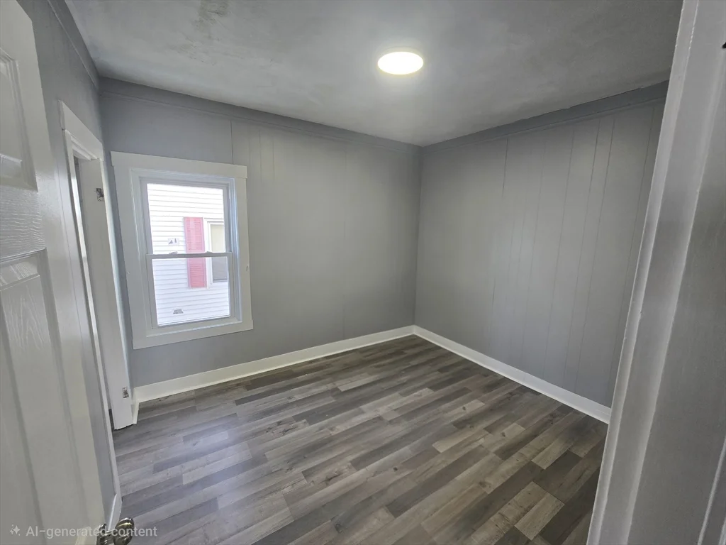 351 Tecumseh St, Fall River