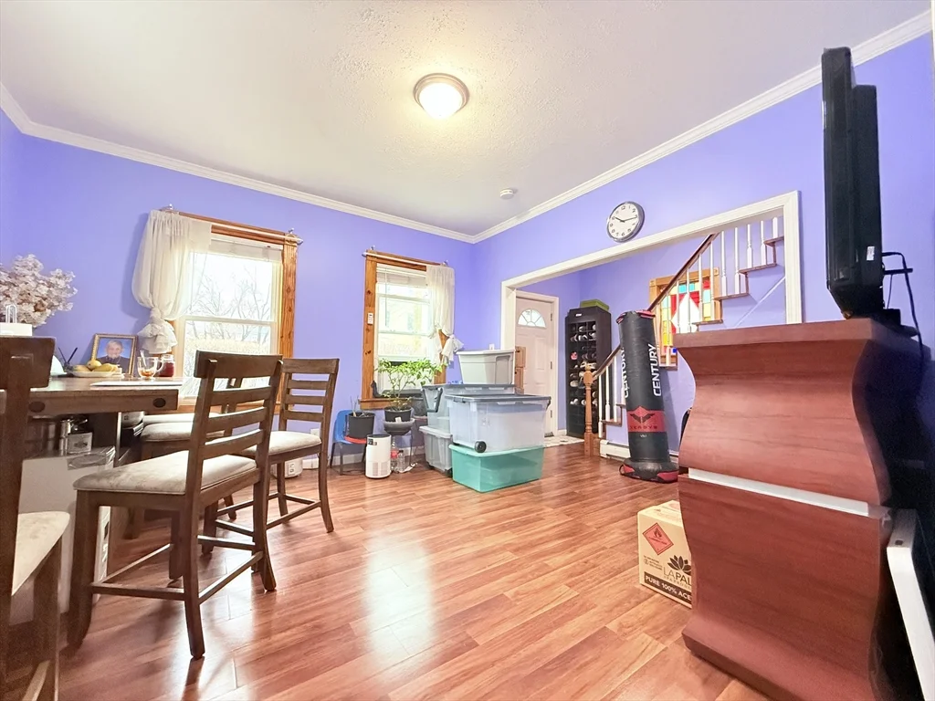 142 Abbott St, Lawrence