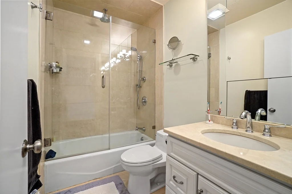 365 Marlborough St, Back Bay