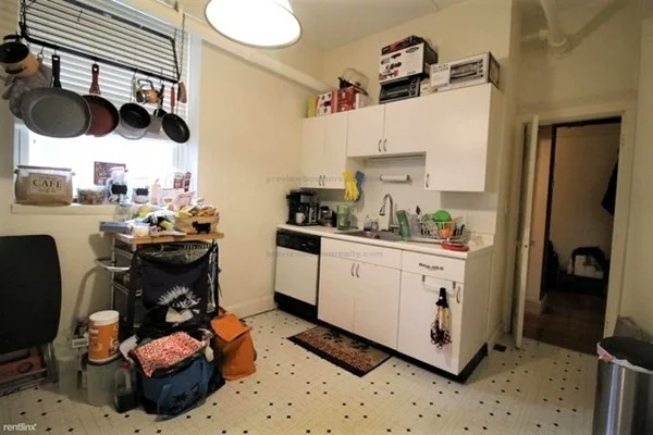 1666 Commonwealth Ave, Brighton