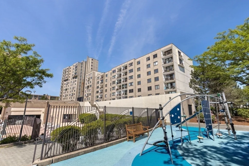 73 Broad Reach, Weymouth