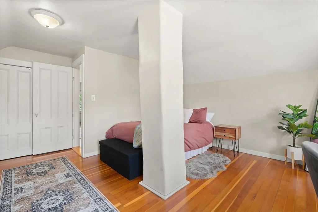 589 Willard St, Quincy