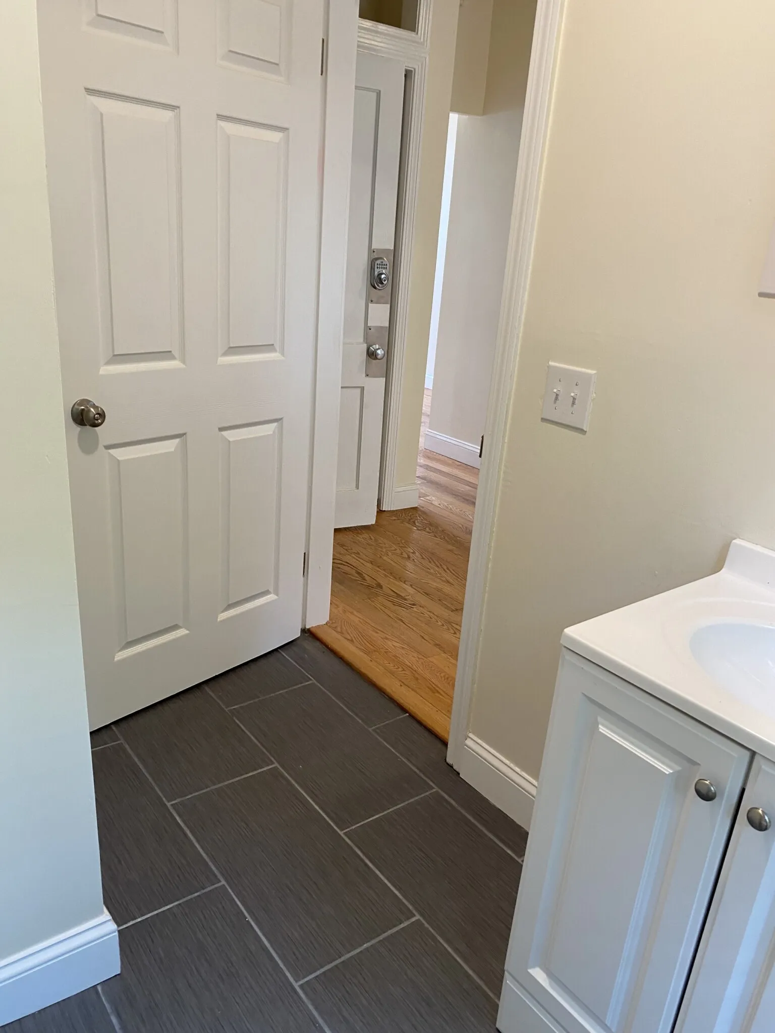 83 Bolton St, South Boston