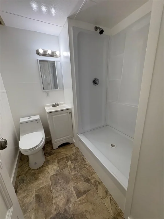 664 Western Ave, Lynn