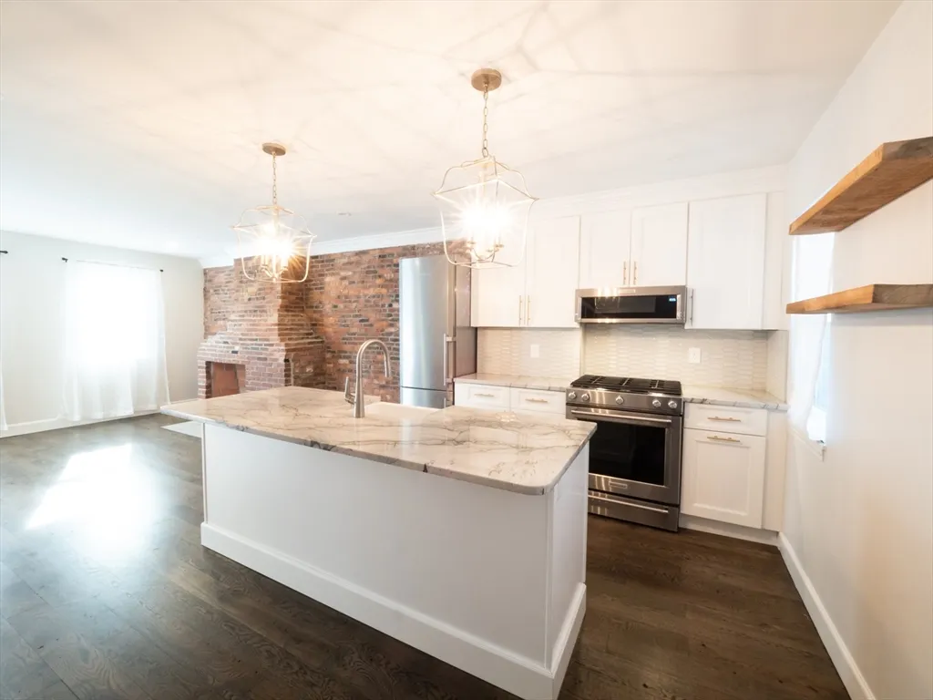 210 Third St, East Cambridge