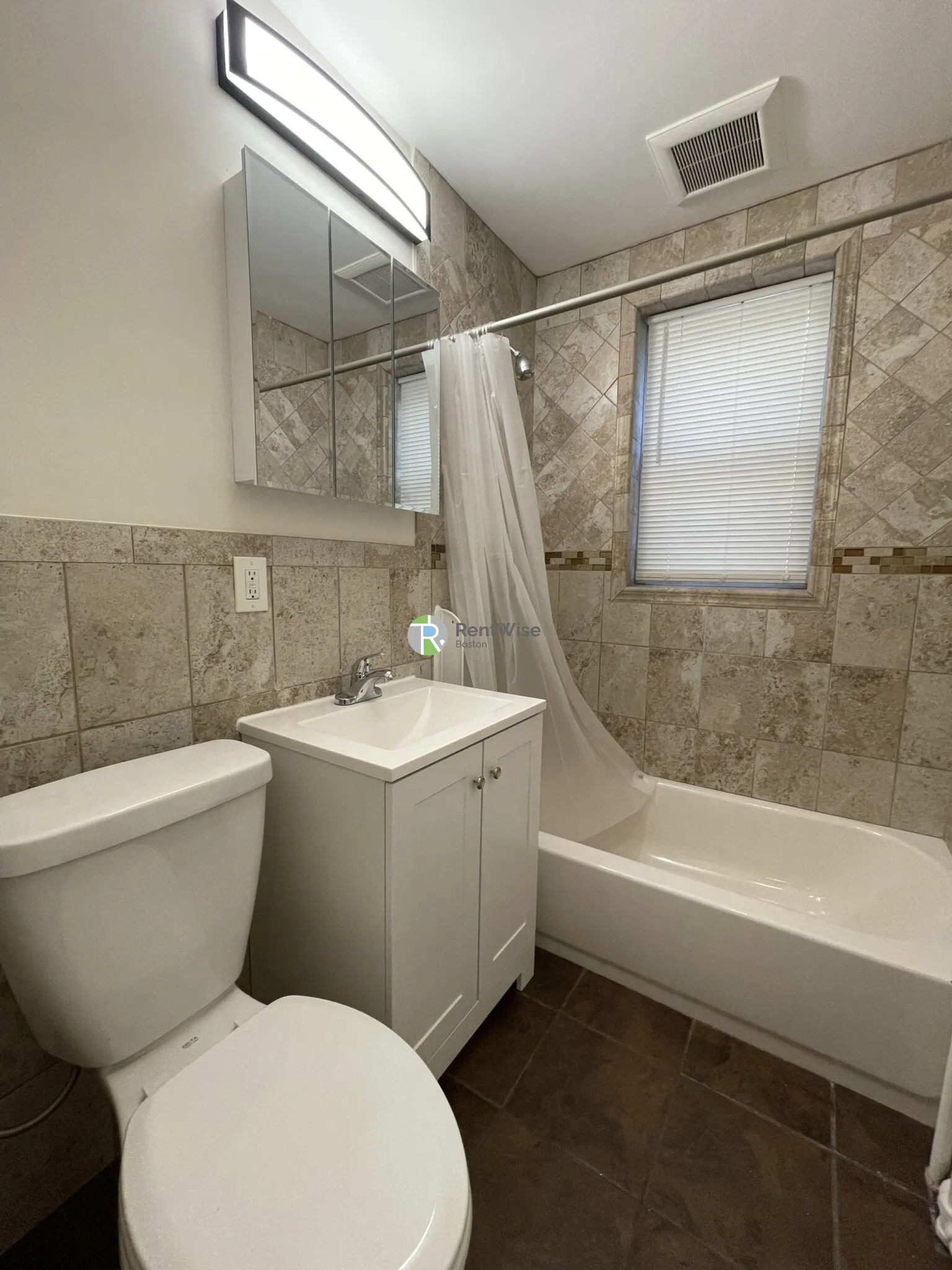 96 Washington St, Brighton