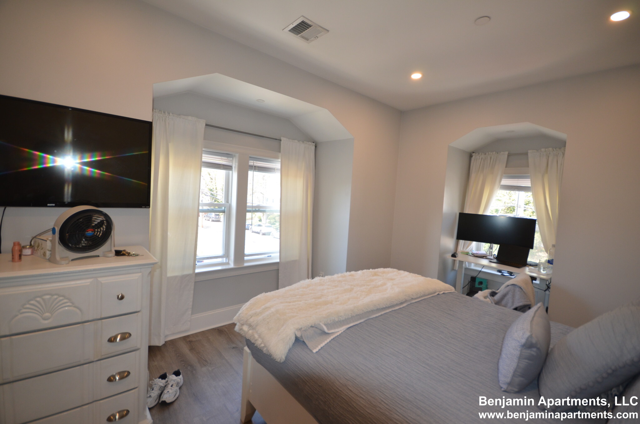 120 Kenrick St, Oak Square