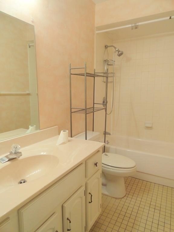 77 Pond Ave, Brookline Village