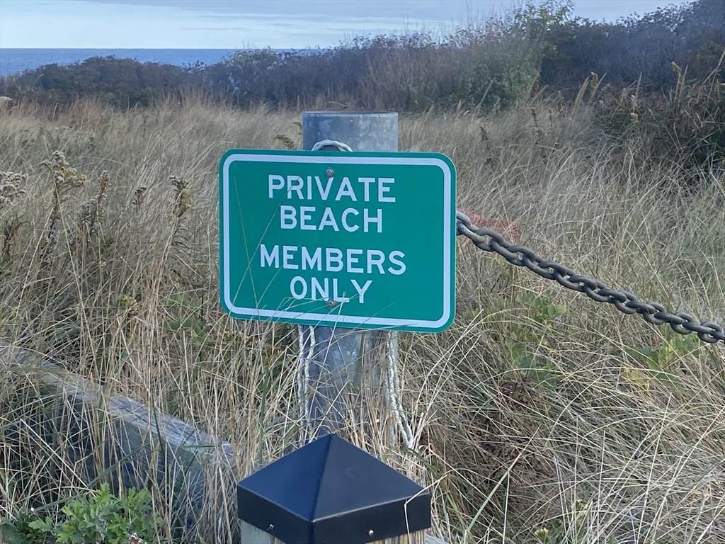 25 Webster Dr, Manomet