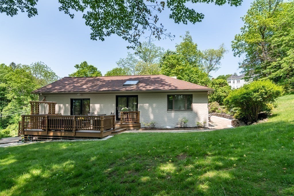 10 Winch Way, Natick