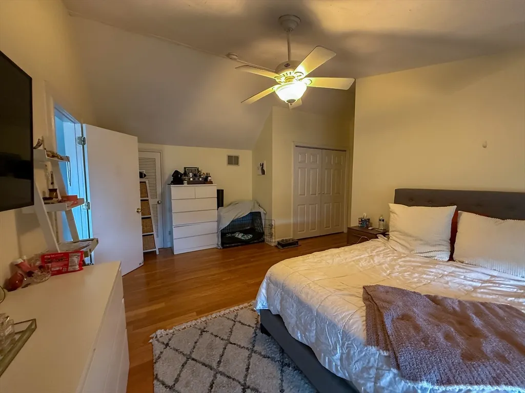 56 Bowdoin St, Medford