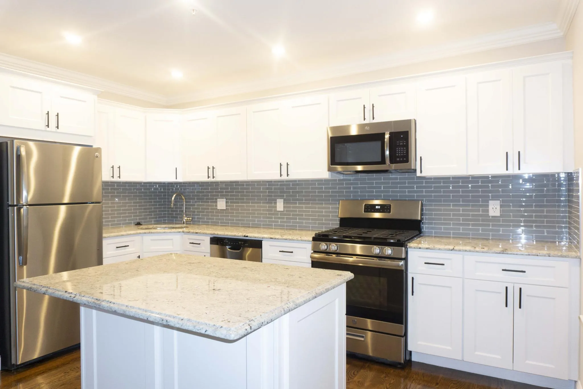 8 Nira Ave, Jamaica Plain