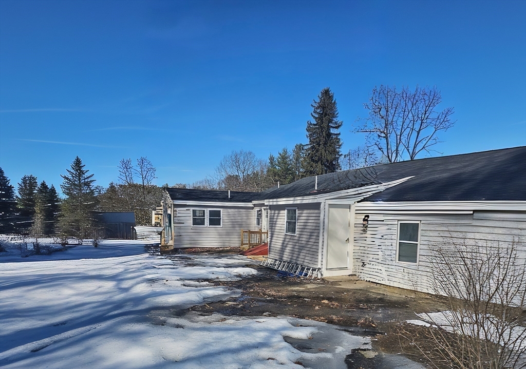 19 East Rd, Wachusett Lake