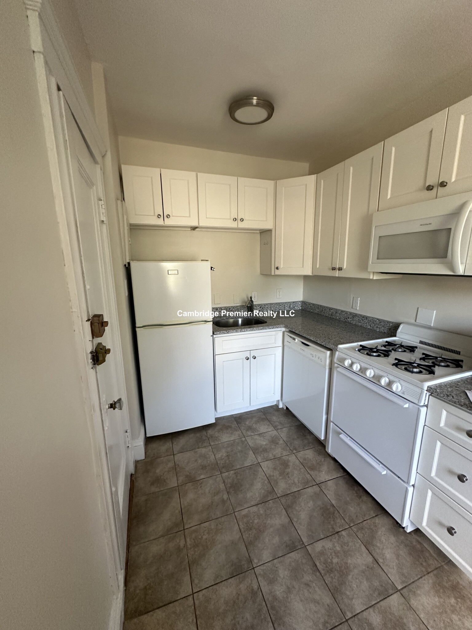 30 Langdon St, Neighborhood Nine