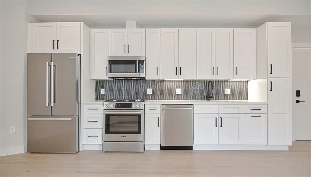 37 Horace St, East Boston