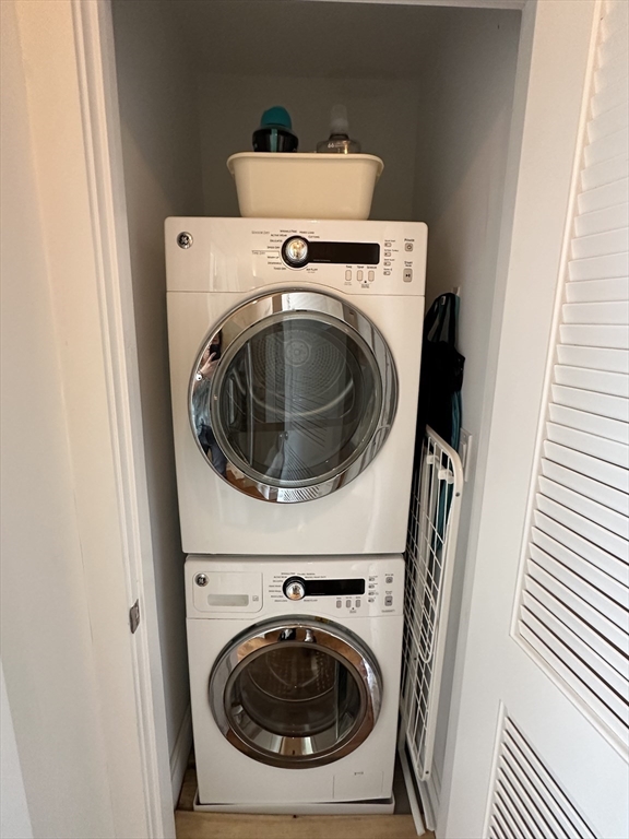 47 Wallace St, Tufts