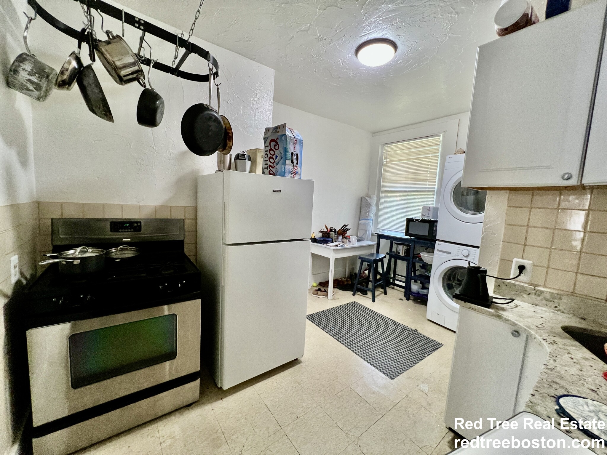 4 Adella Pl, Allston