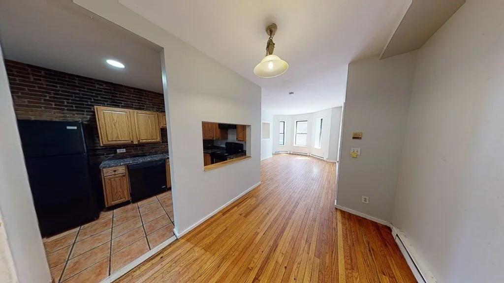 2 Moreland St, Roxbury