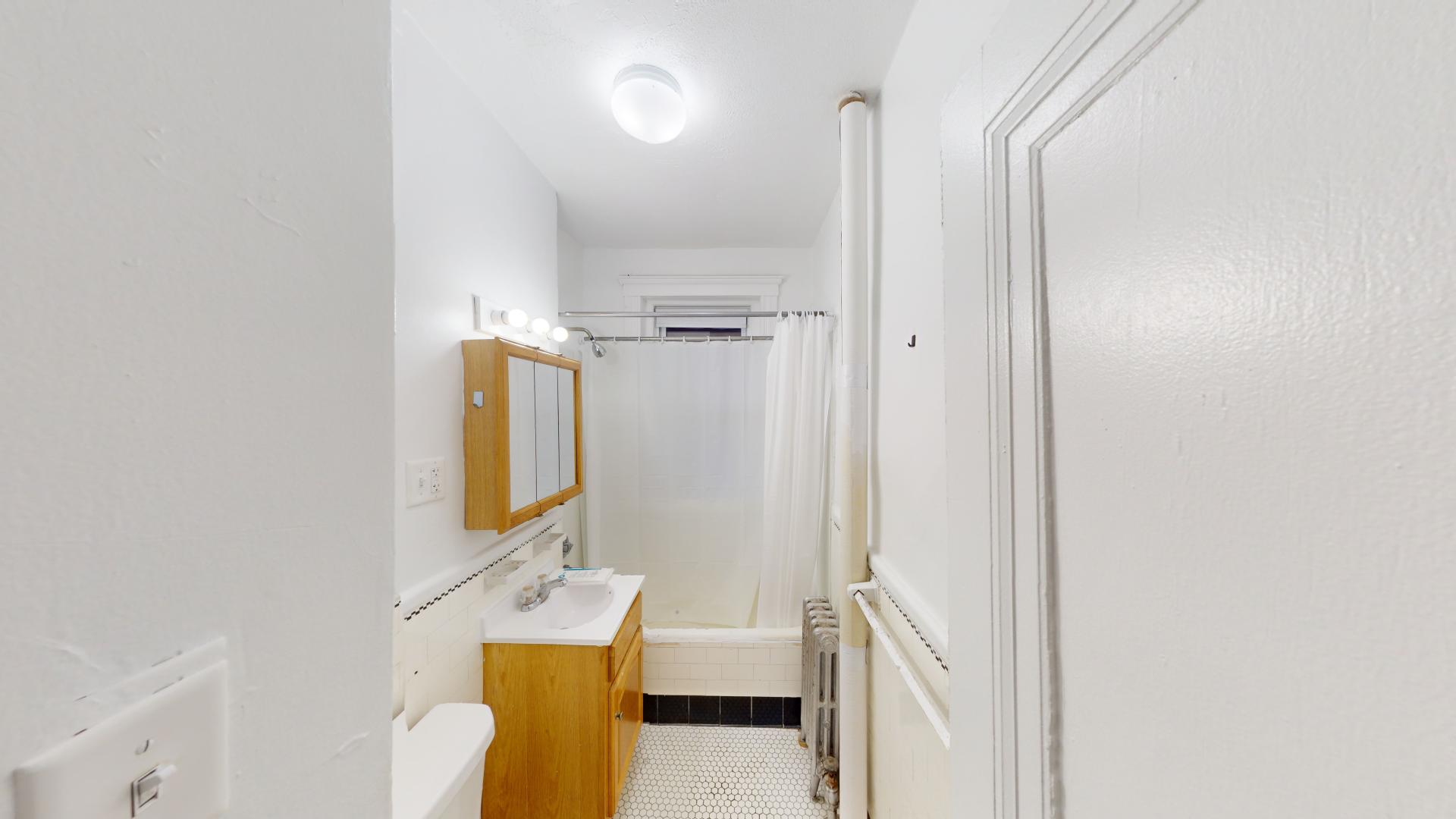 116 Washington St, Brighton