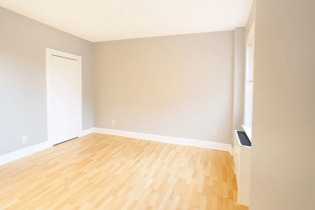 140 Chestnut, Springfield