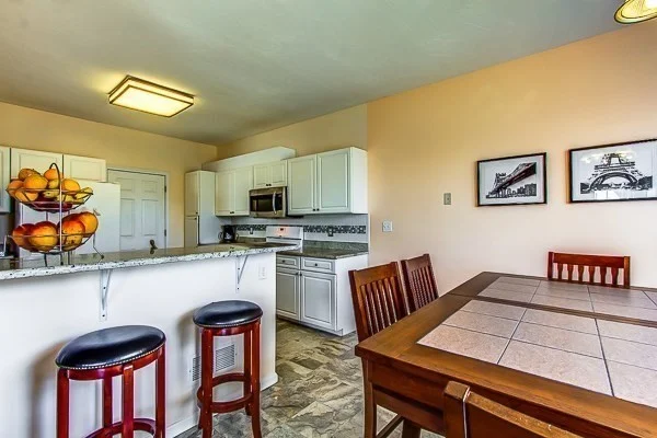 92 Odonnell Ave, Shrewsbury