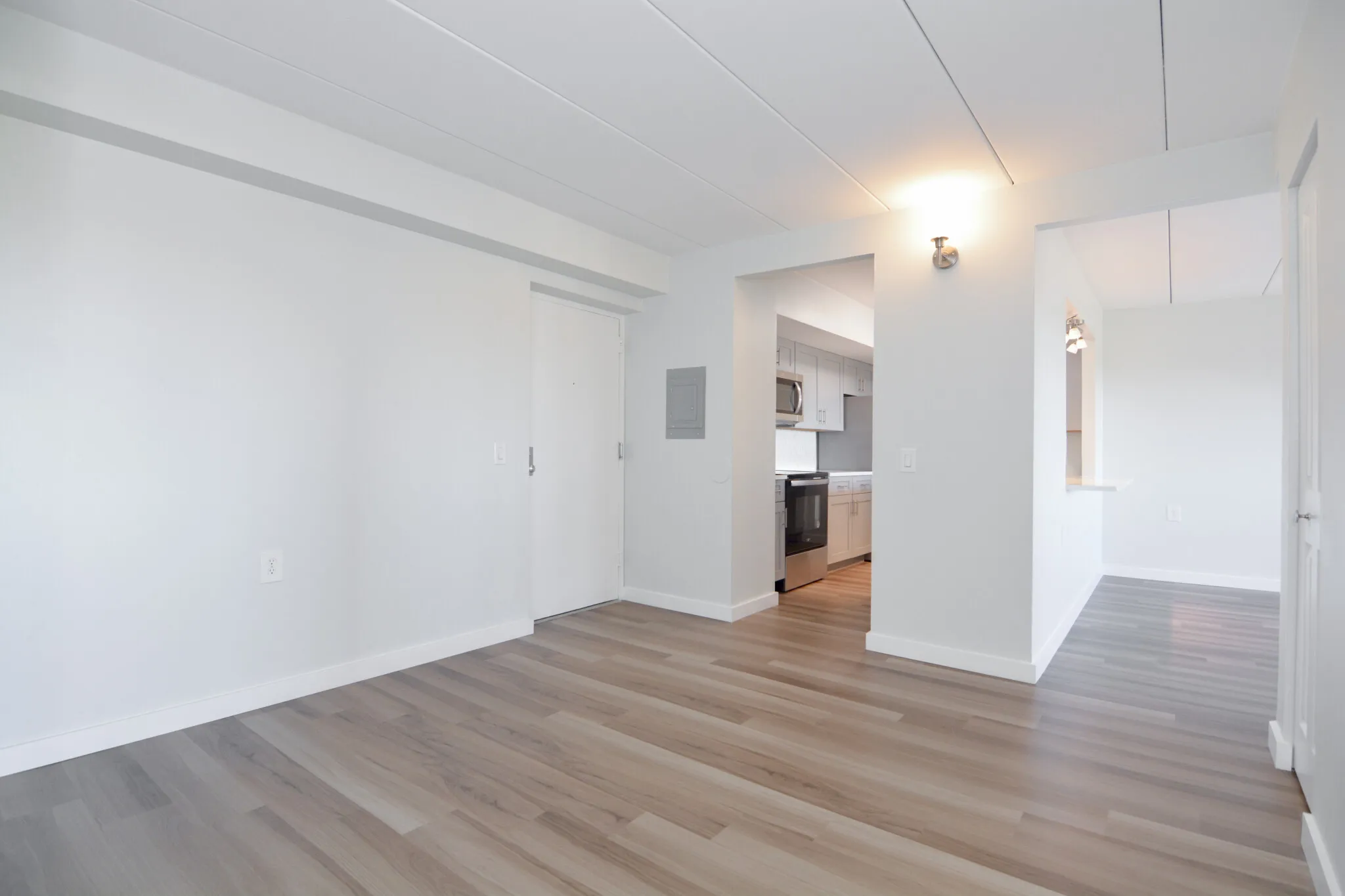 1925 Commonwealth Ave, Brighton