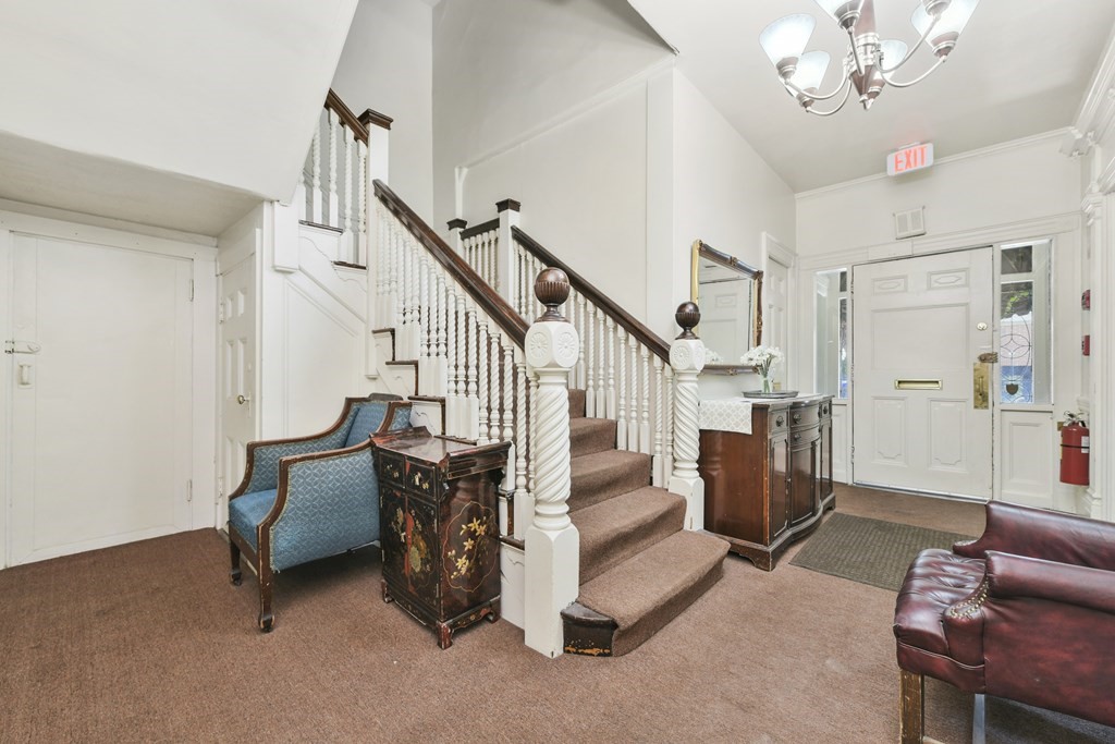 124 Saint Marys St, Fenway