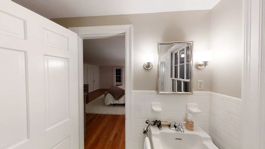 78 Draper, Wayland