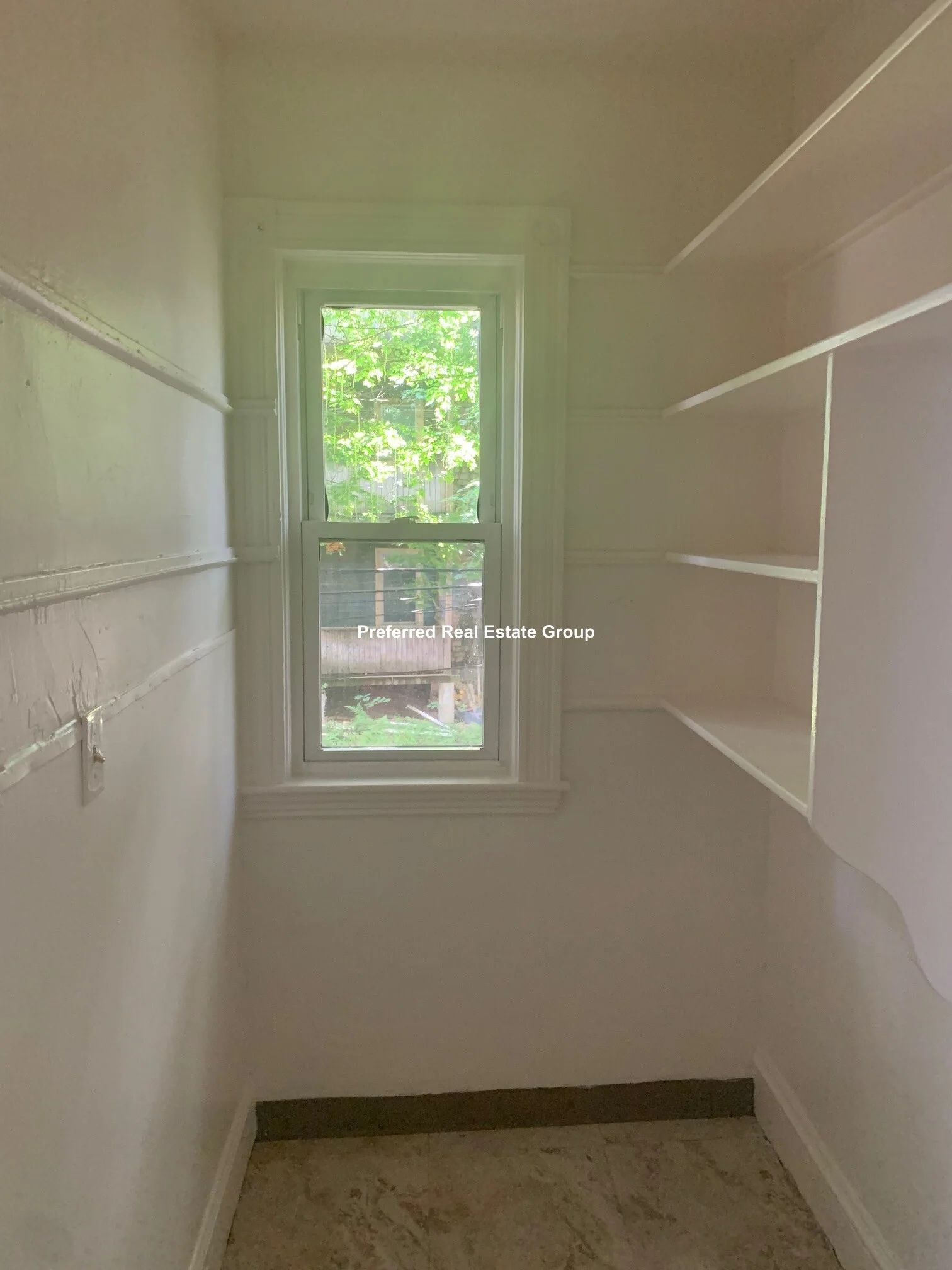 31 Dunreath St, Roxbury