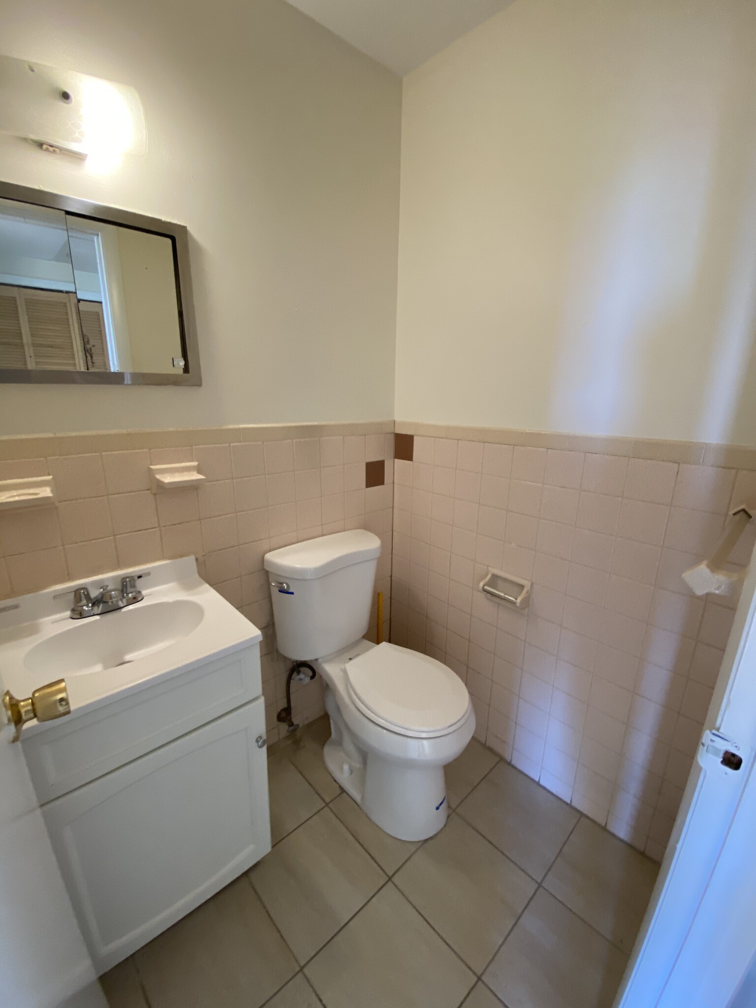 1135 Commonwealth Ave, Allston