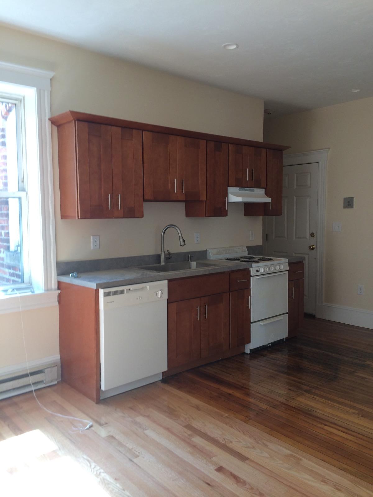 883 Huntington Ave, Mission Hill