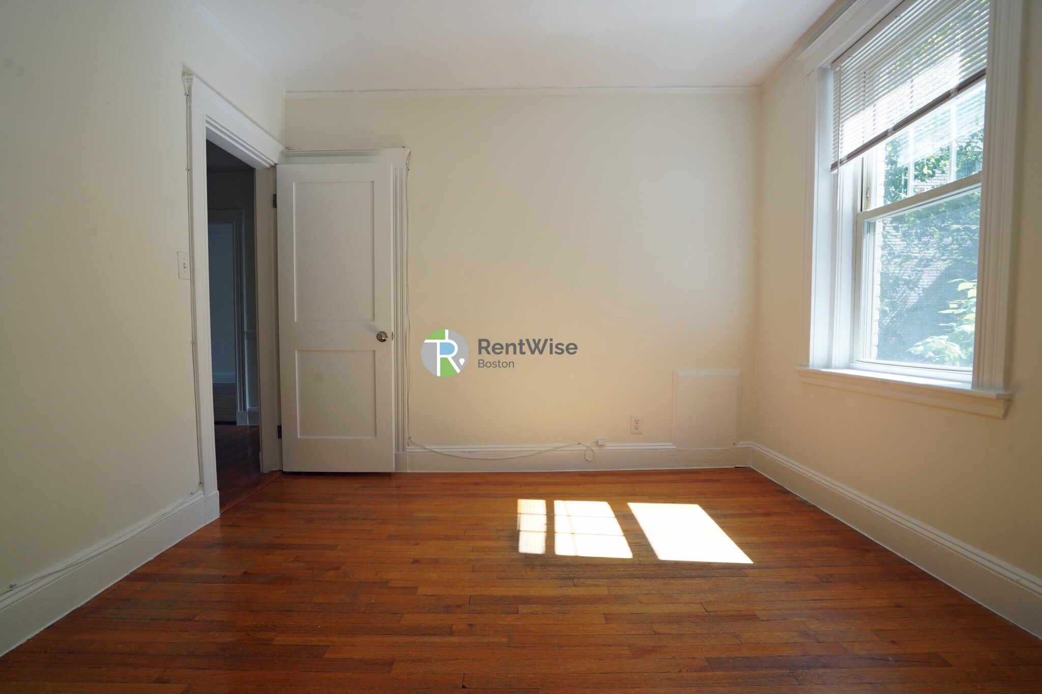 1850 Commonwealth Ave, Brighton