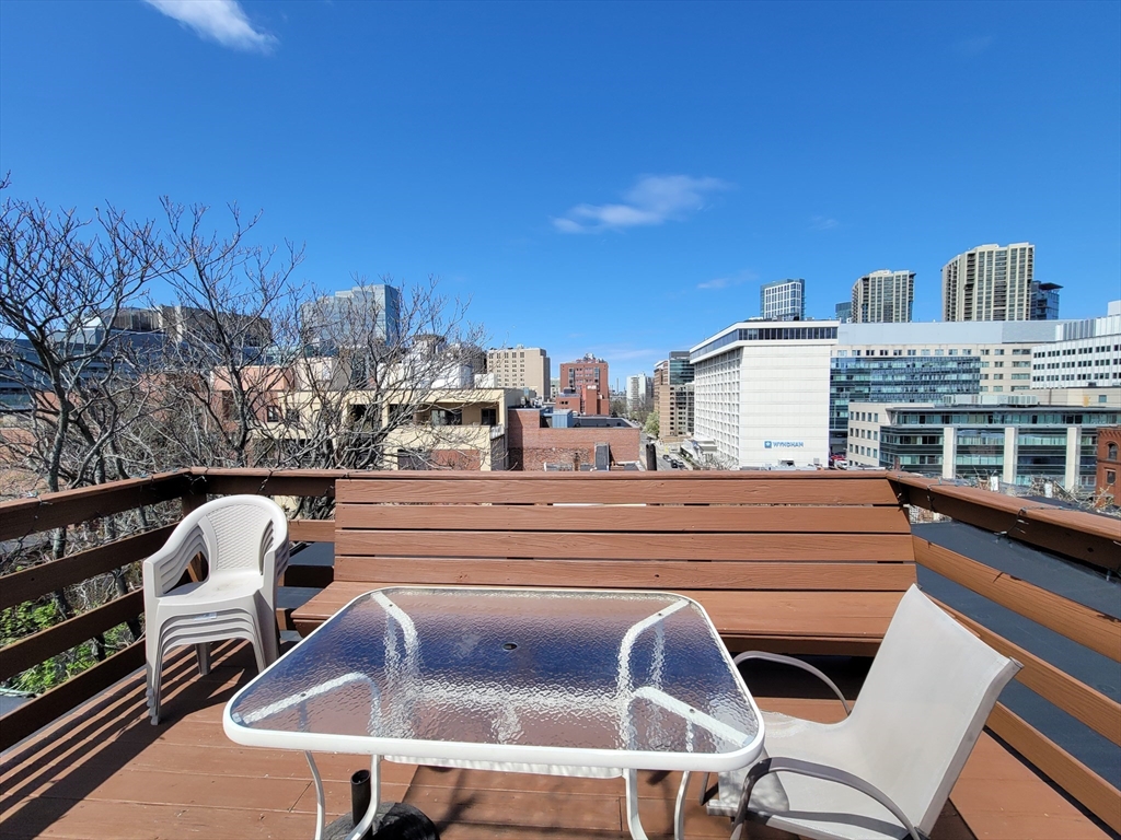 11 Phillips, Beacon Hill