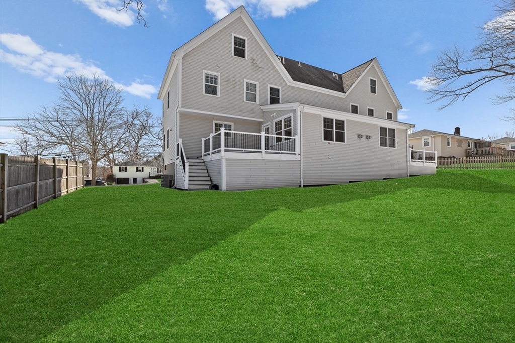 47 Fottler Rd, Hingham