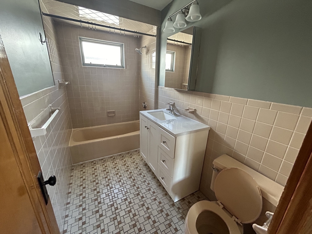 65 Egerton Rd, Arlington