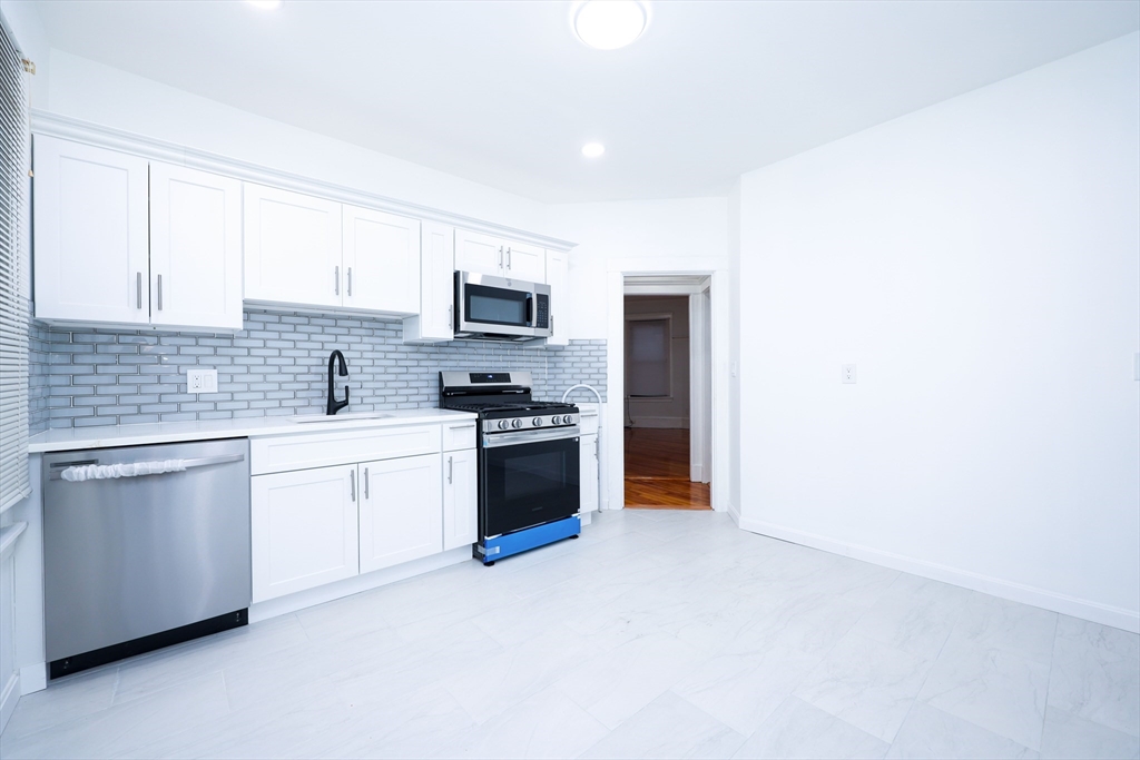 121 Browne St, North Brookline