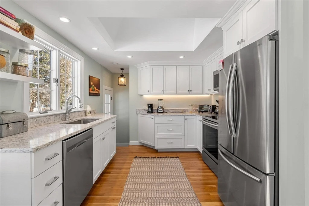 9 Brimblecomb, Marblehead