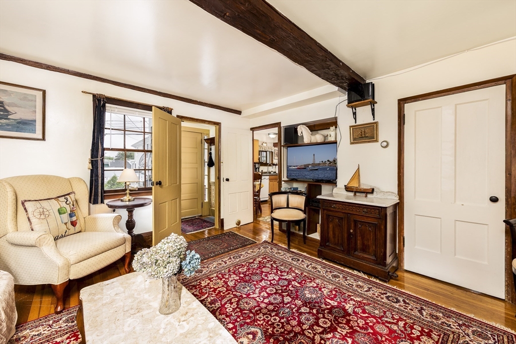 50 Rowland St, Marblehead