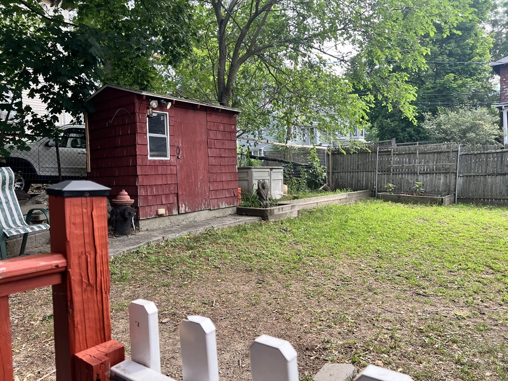 3 Allen Rd, Oak Square