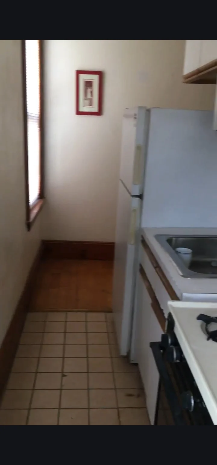 38 Linden St, Allston