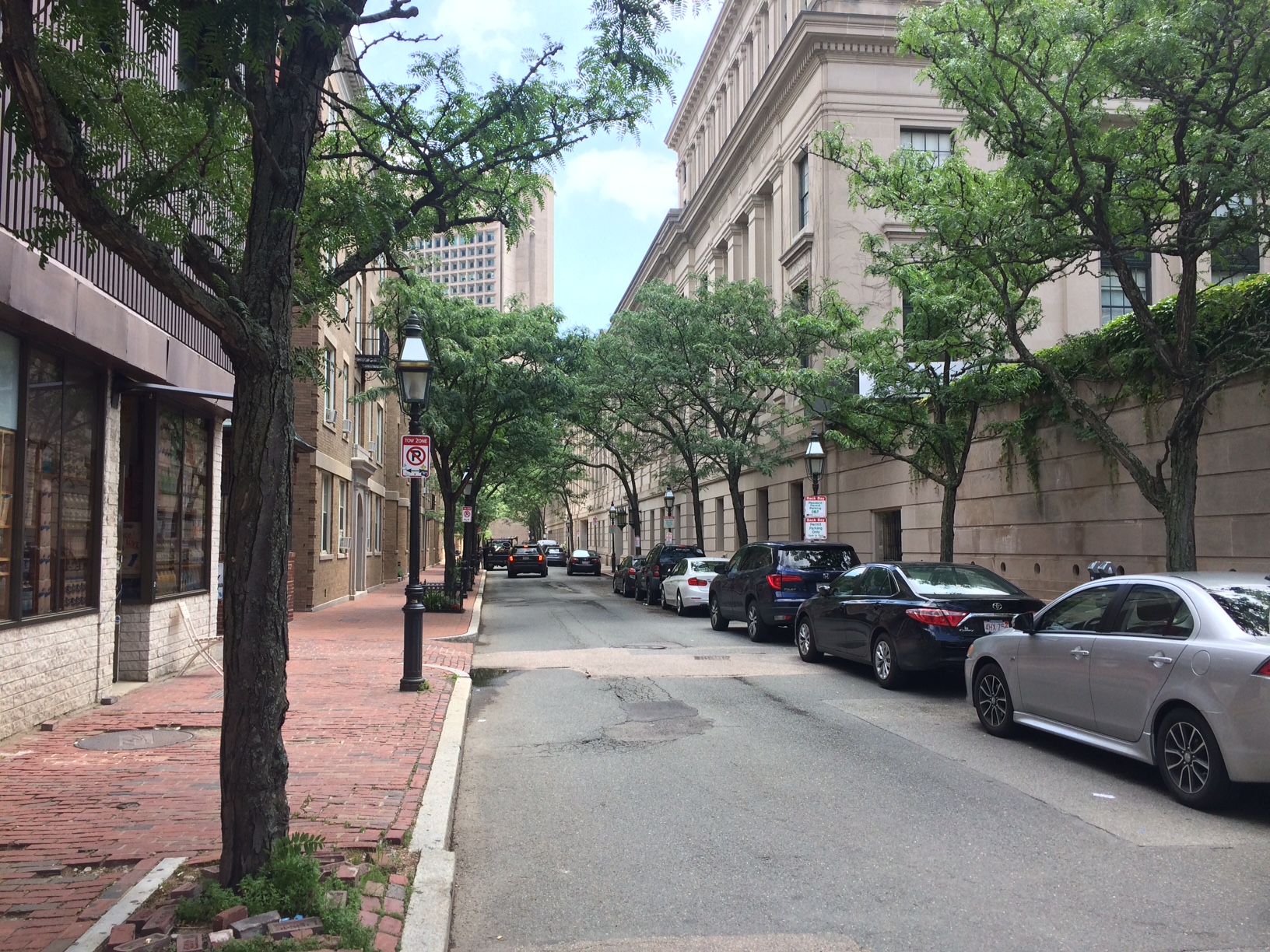 52 Clearway St, Back Bay