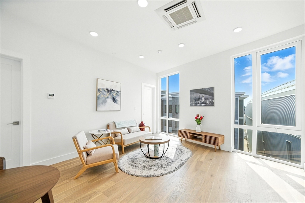 38 Hichborn, Brighton