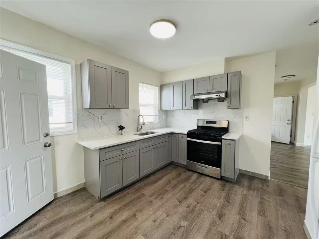 539 Washington St, Quincy