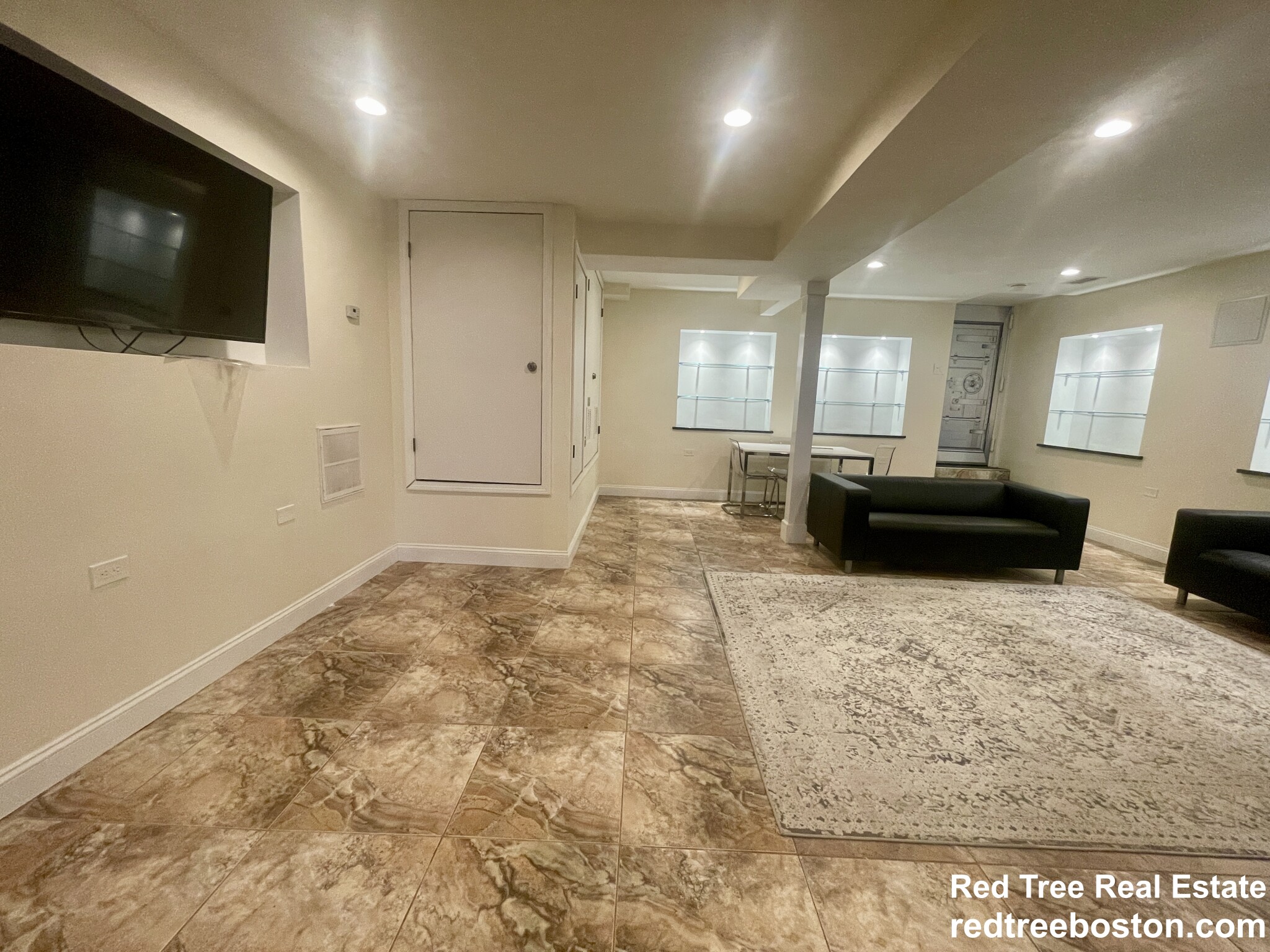 25 Saint Marys Ct, Brookline