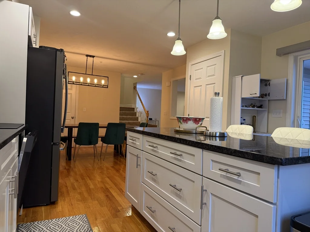 32 John Hancock Dr, Ashland