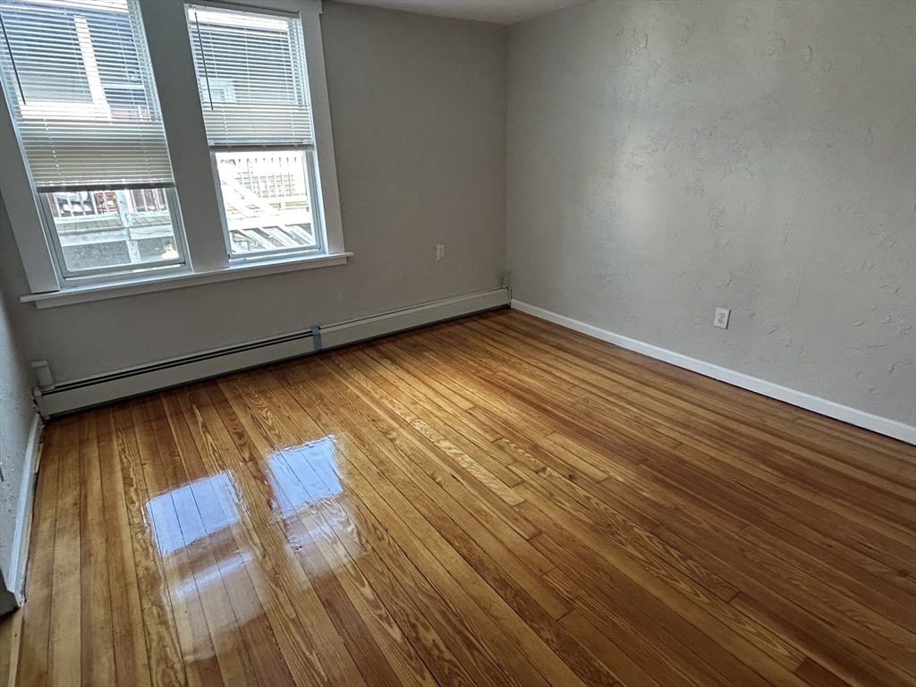 27 Warren Ave, Malden