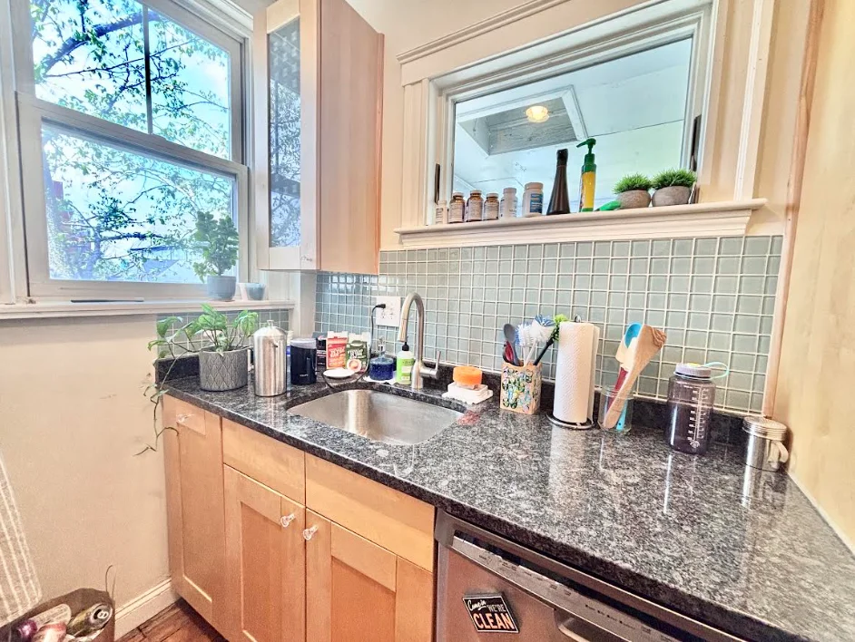 143 Thorndike St, East Cambridge