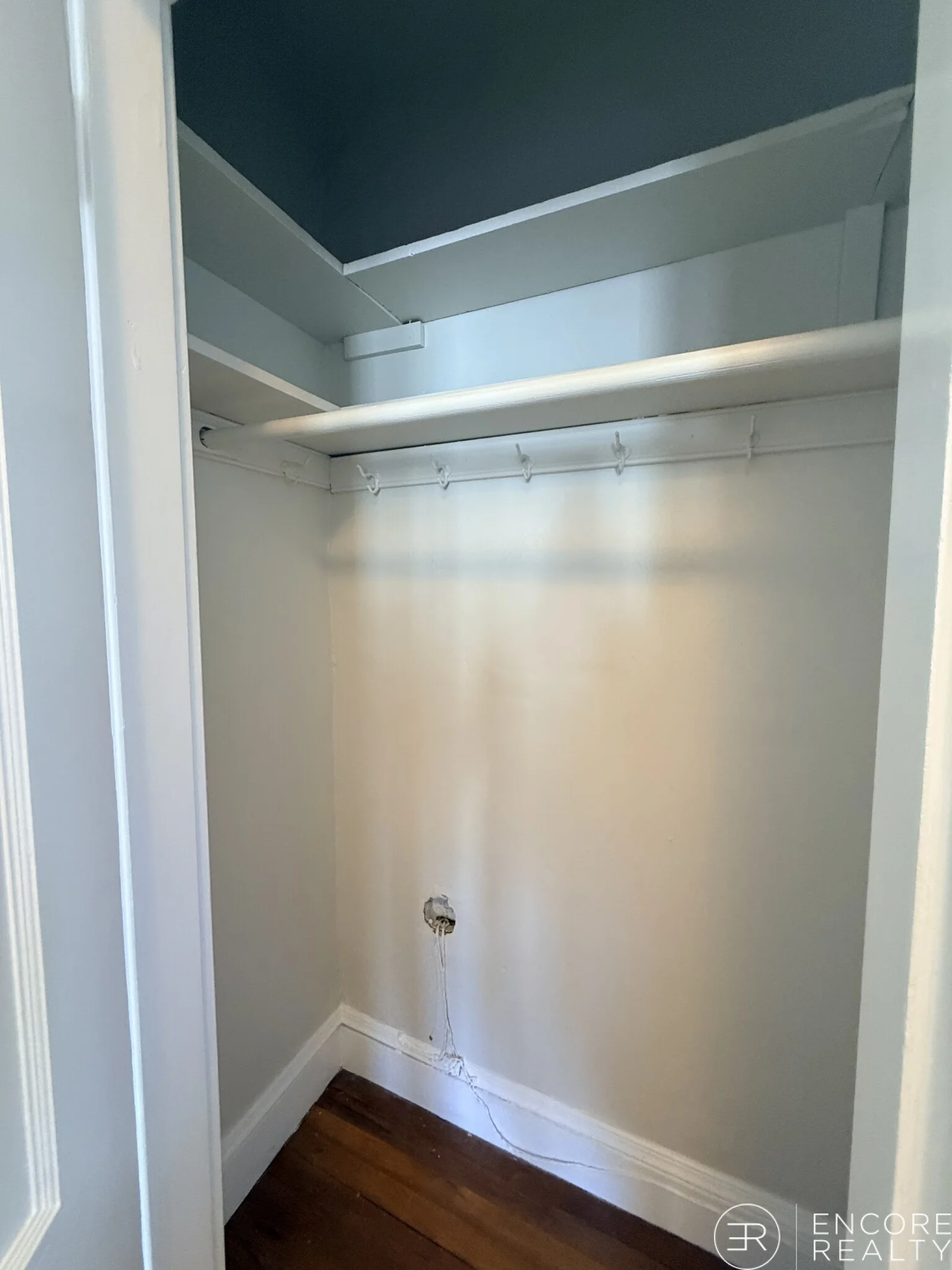 11 Gray St, Neighborhood Nine