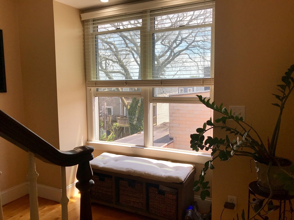 360-362 Dorchester St, South Boston